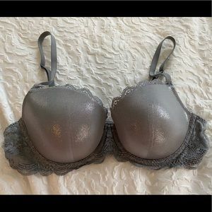 Victoria’s Secret Dream Angels bra 34C